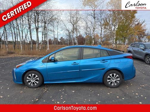 2022 Toyota Prius XLE