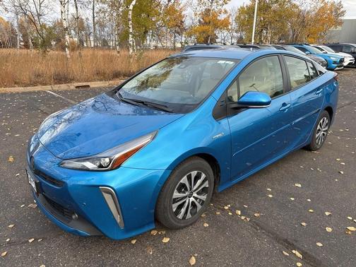 2022 Toyota Prius XLE