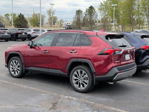 Pearl 2023 Toyota RAV4 Limited