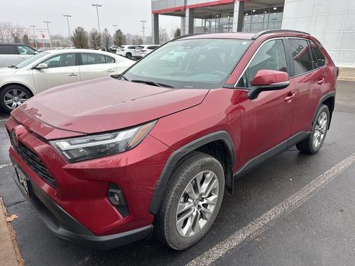 2024 Toyota RAV4 XLE Premium