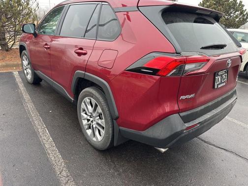 2024 Toyota RAV4 XLE Premium