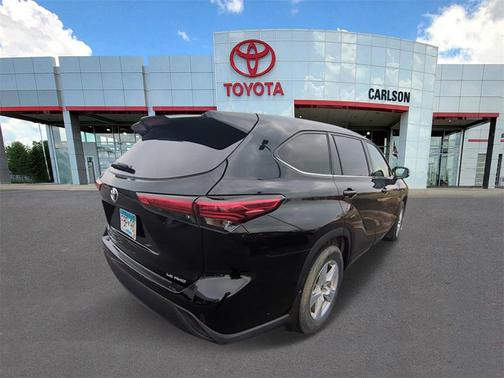 2020 Toyota Highlander LE