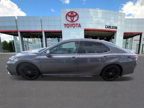 2022 Toyota Camry Hybrid XSE