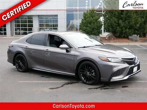 2022 Toyota Camry Hybrid XSE
