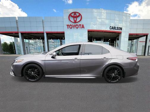 2022 Toyota Camry Hybrid XSE