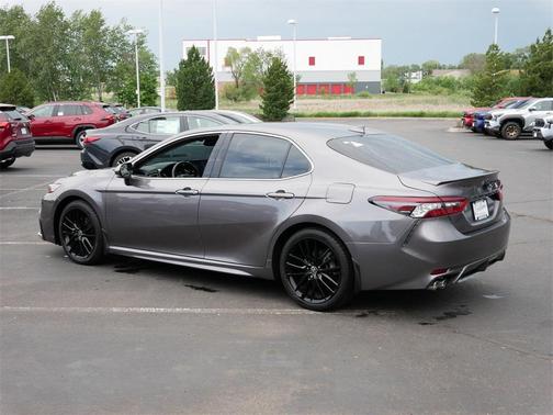 2022 Toyota Camry Hybrid XSE