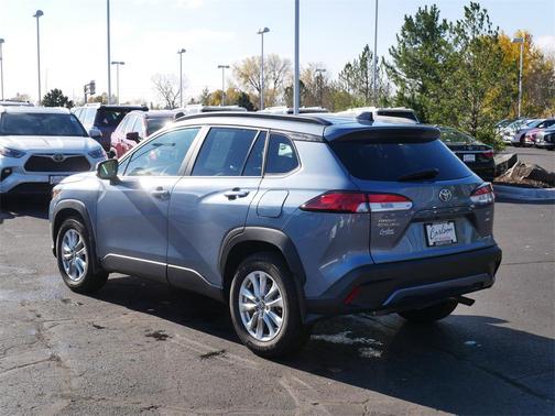 2025 Toyota Corolla Cross LE