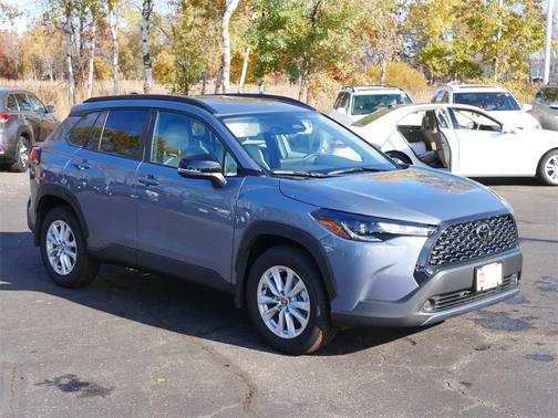 2025 Toyota Corolla Cross LE