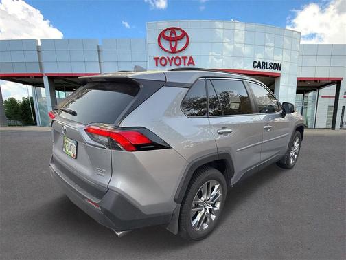 2020 Toyota RAV4 XLE Premium
