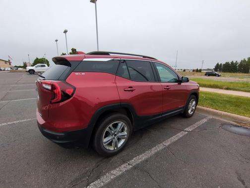 Cayenne Red Tintcoat 2022 GMC Terrain SLE