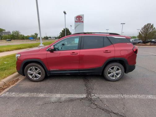 Cayenne Red Tintcoat 2022 GMC Terrain SLE
