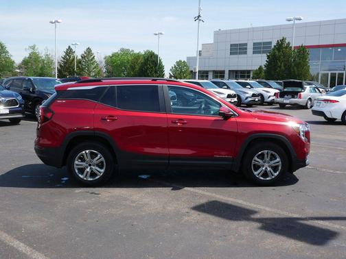 Cayenne Red Tintcoat 2022 GMC Terrain SLE