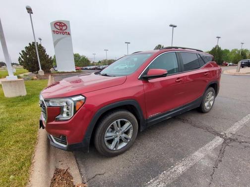 Cayenne Red Tintcoat 2022 GMC Terrain SLE