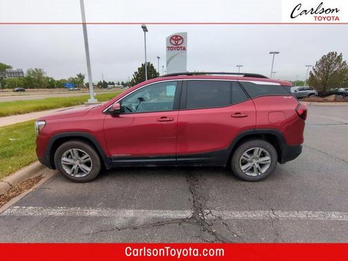 Cayenne Red Tintcoat 2022 GMC Terrain SLE