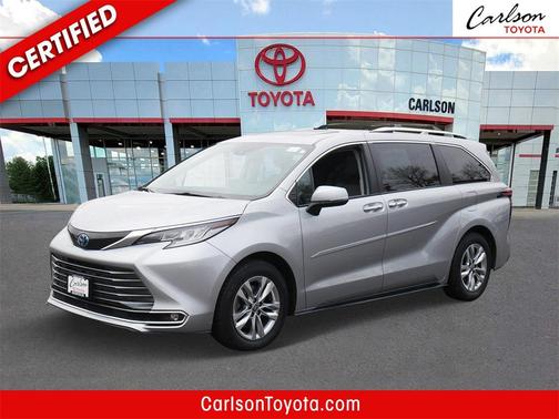 2022 Toyota Sienna Limited