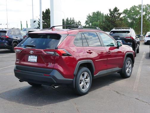 Pearl 2025 Toyota RAV4 XLE