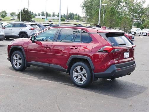 Pearl 2025 Toyota RAV4 XLE