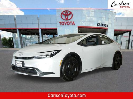 Pearl 2026 Toyota Prius Plug-In Hybrid SE