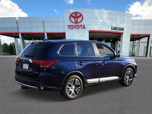2017 Mitsubishi Outlander SE