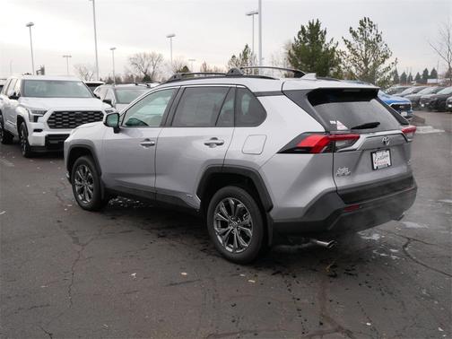 2024 Toyota RAV4 Hybrid XLE Premium