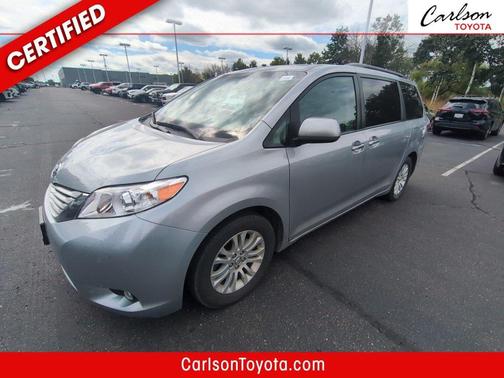 2017 Toyota Sienna XLE Premium