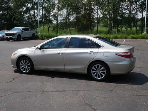 2017 Toyota Camry XLE