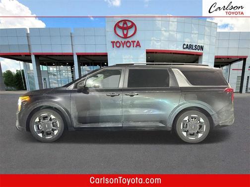 2025 Kia Carnival EX