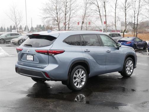 2022 Toyota Highlander Limited