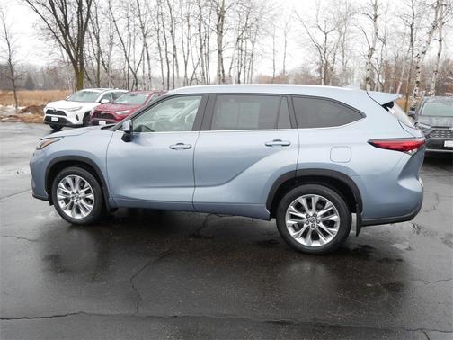 2022 Toyota Highlander Limited