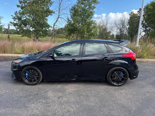 2017 Ford Focus RS Base