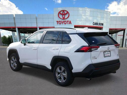 Ice Cap 2025 Toyota RAV4 XLE