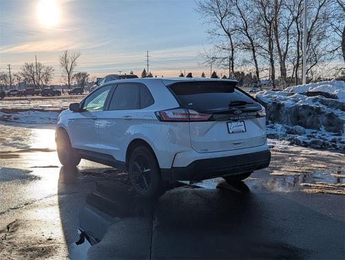 2023 Ford Edge SE
