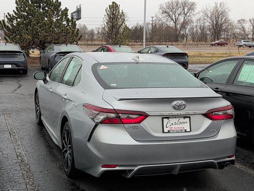Celestial Silver Metallic 2023 Toyota Camry SE