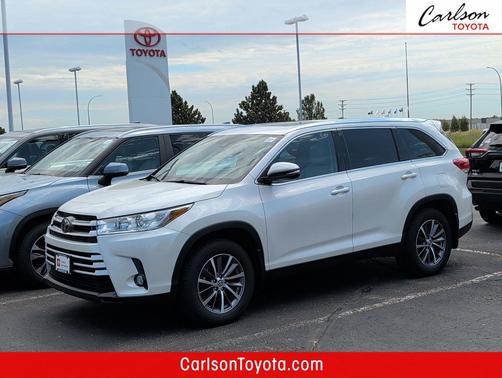 Blizzard Pearl 2019 Toyota Highlander XLE
