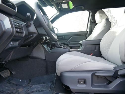 Ice Cap 2025 Toyota Tacoma SR5