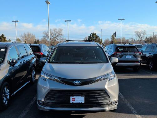 Cement 2024 Toyota Sienna Woodland Edition