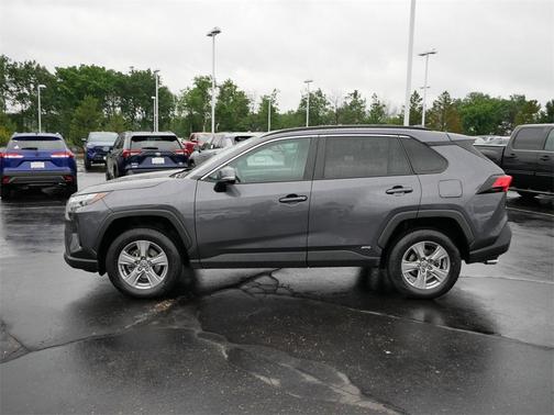 2024 Toyota RAV4 Hybrid XLE