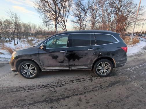 2021 Honda Pilot Touring 8-Passenger