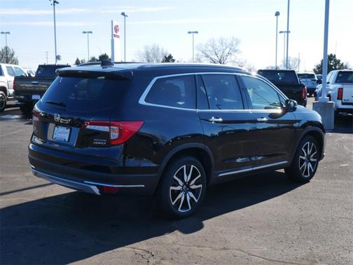 2021 Honda Pilot Touring 8-Passenger