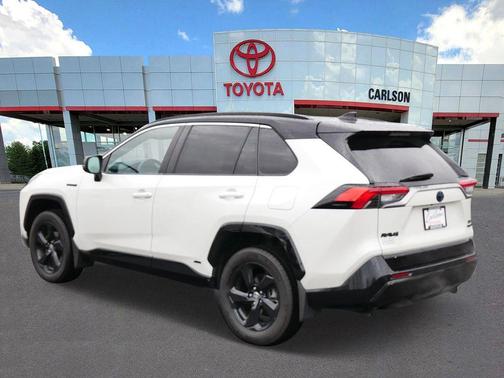 2021 Toyota RAV4 Hybrid SE