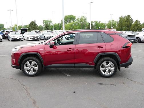 2021 Toyota RAV4 Hybrid XLE Premium