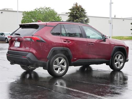 2021 Toyota RAV4 Hybrid XLE Premium