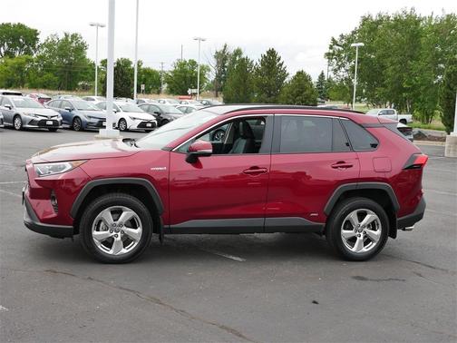 2021 Toyota RAV4 Hybrid XLE Premium