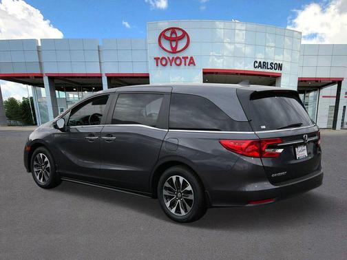 Sonic Gray Pearl 2024 Honda Odyssey EX-L