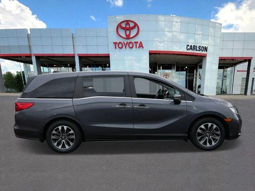 Sonic Gray Pearl 2024 Honda Odyssey EX-L