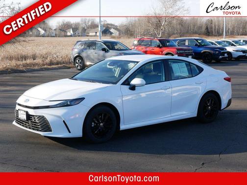 Ice Cap 2026 Toyota Camry LE