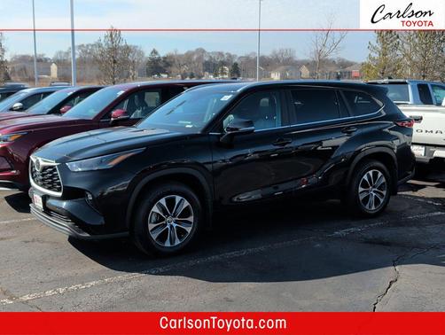 2024 Toyota Highlander XLE