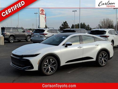 Oxygen White 2024 Toyota Crown Limited