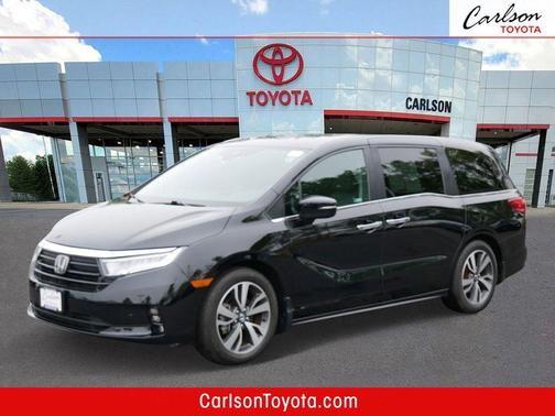Crystal Black Pearl 2023 Honda Odyssey Touring