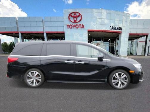 Crystal Black Pearl 2023 Honda Odyssey Touring